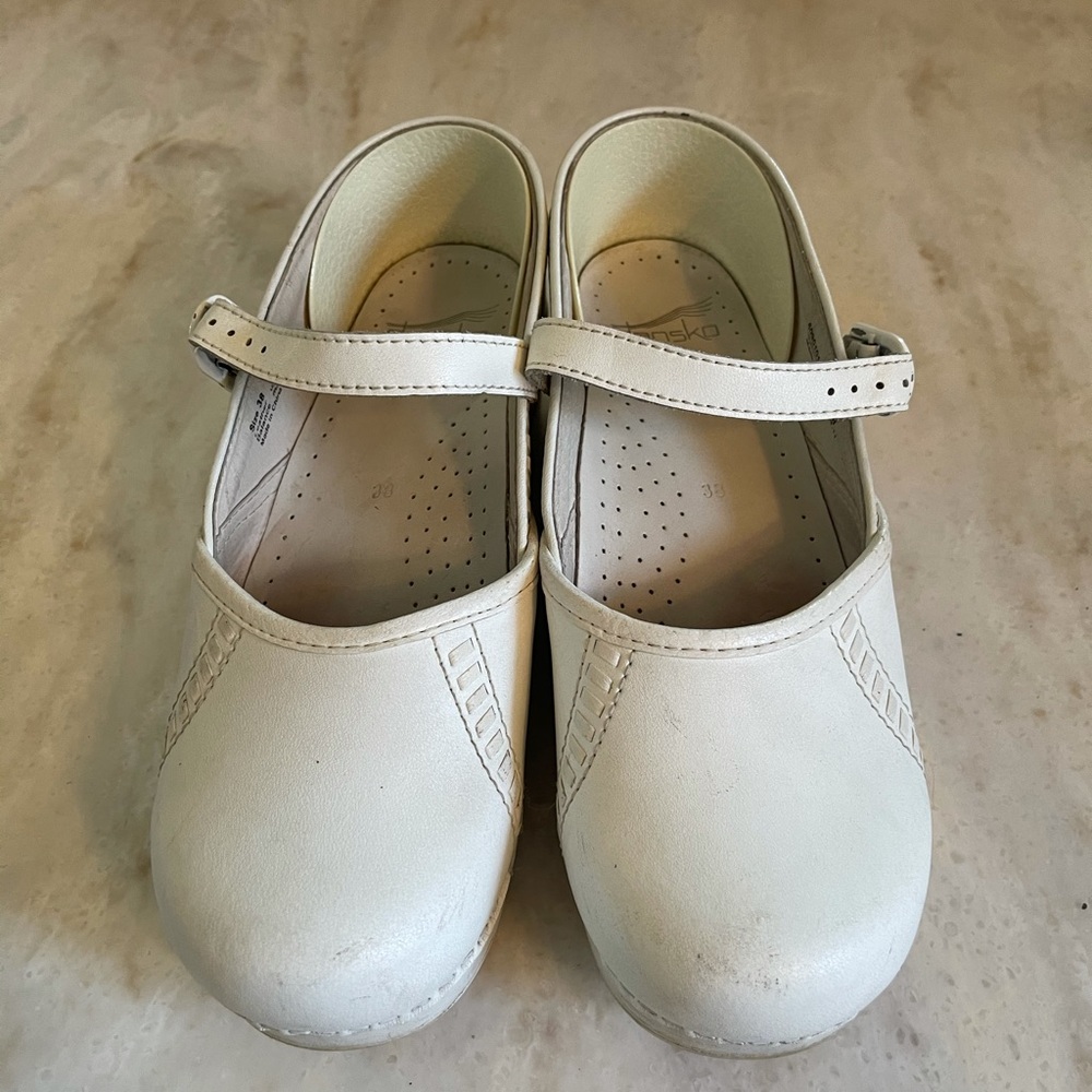 White Mary Jane Danskos